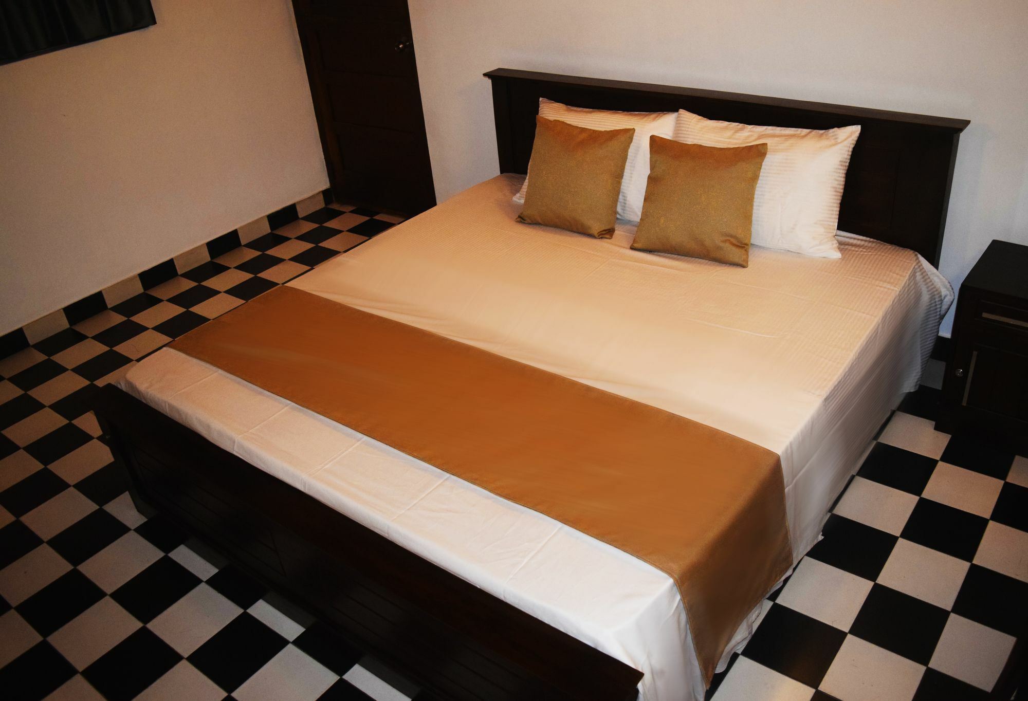 Avaana By Springhills Hotel แคนดี้ ภายนอก รูปภาพ